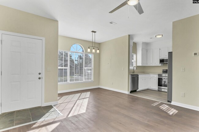 Building Photo - 110 Hutto Hill
