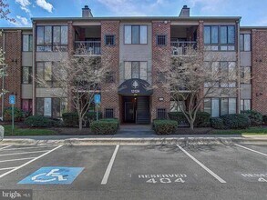 Building Photo - 13124 Wonderland Way