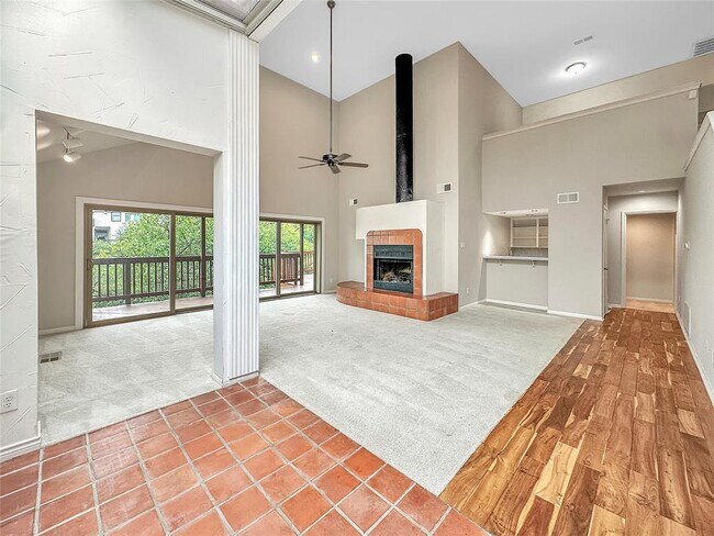 Building Photo - 10108 Talleyran Dr