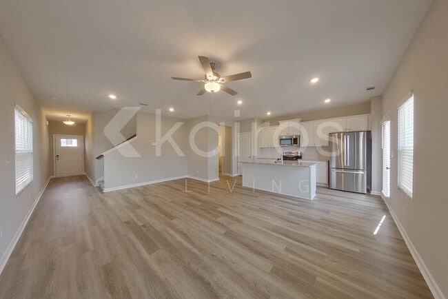 Foto del edificio - 948 Silent Barge Cv