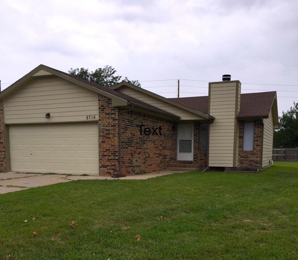 8718 W 15th St N, Wichita, KS 67212 Townhome Rentals in Wichita KS