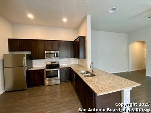 Foto del edificio - 612 Grayson Ln