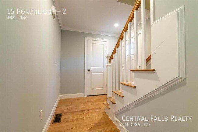 Foto del edificio - 15 Porch Lgt Dr