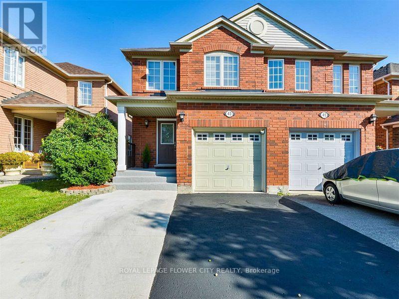 Photo principale - 43 Garibaldi Dr
