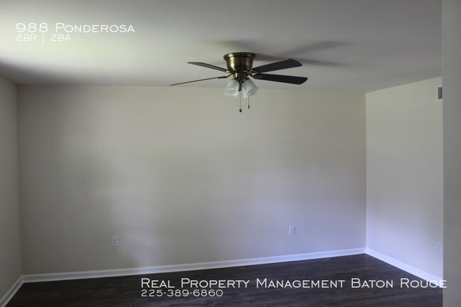 Building Photo - Great home off Old Hammond