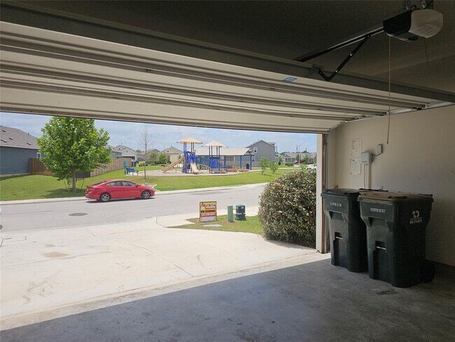 Building Photo - 228 Gabriels Bluff Dr