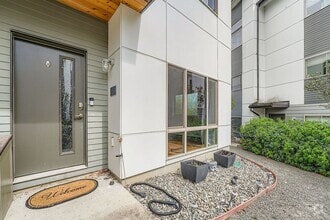 Building Photo - 4276 S Greenbelt Station Dr