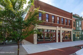 Building Photo - 6353 Meeting St