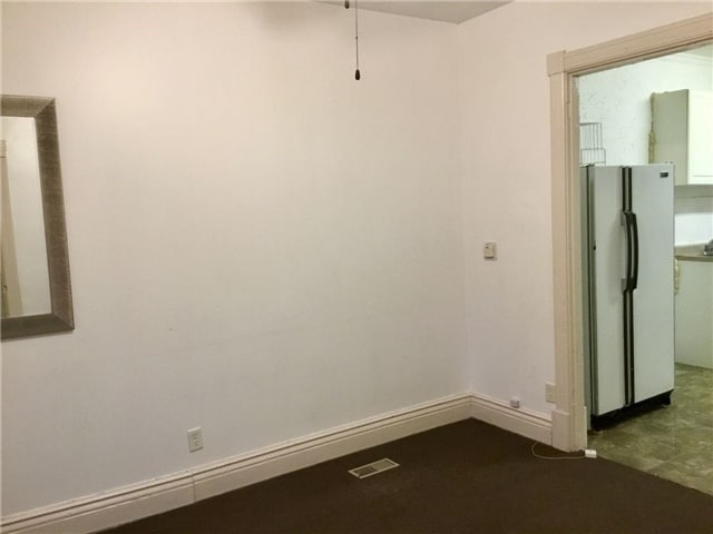 Building Photo - 137 Stewart St