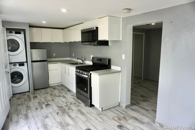 Building Photo - 3756 Tennyson St