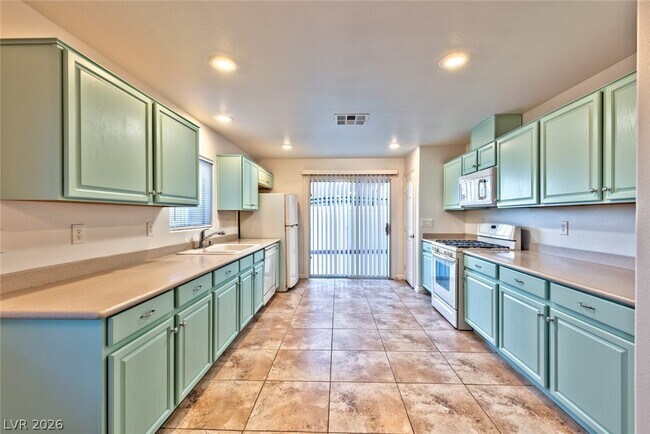 Foto del edificio - 9304 Pokeweed Ct