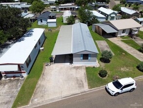 Building Photo - 717 Tropical Cir Dr E