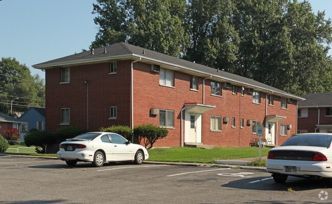 Building Photo - Riverside Flats