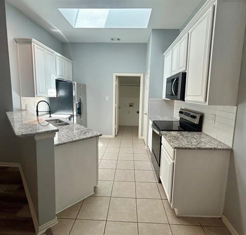 Foto del edificio - 1610 Poinsettia Blvd