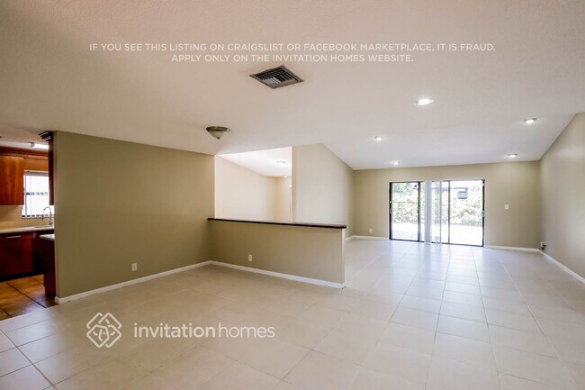 Foto del edificio - 2301 NW 102nd Way