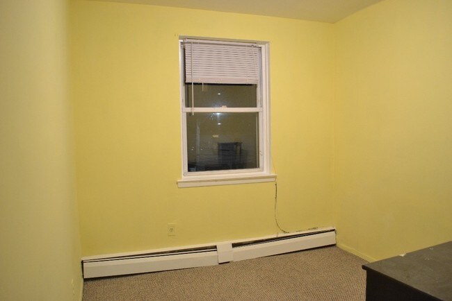 Foto del edificio - 2746 E 11th St