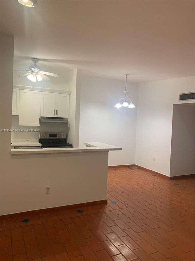 Foto del edificio - 751 NE 199th St