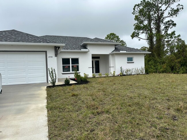 Building Photo - Beautiful 4/2 newer construction- coming soon