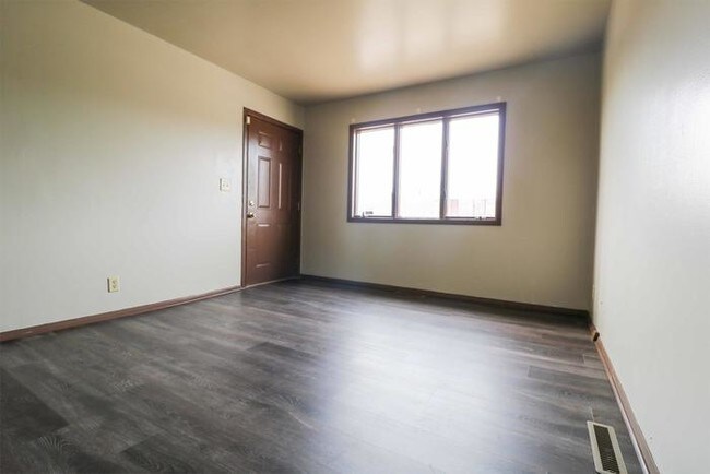 Foto del edificio - 1151 Logan St