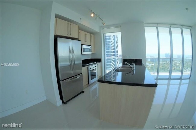 Building Photo - 2 br, 2 bath  - The Axis On Brickell