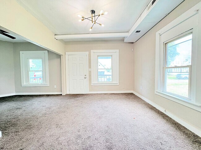 Foto del edificio - 2111 Hawthorne St