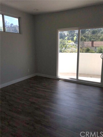 Building Photo - 4234 Canoga Dr