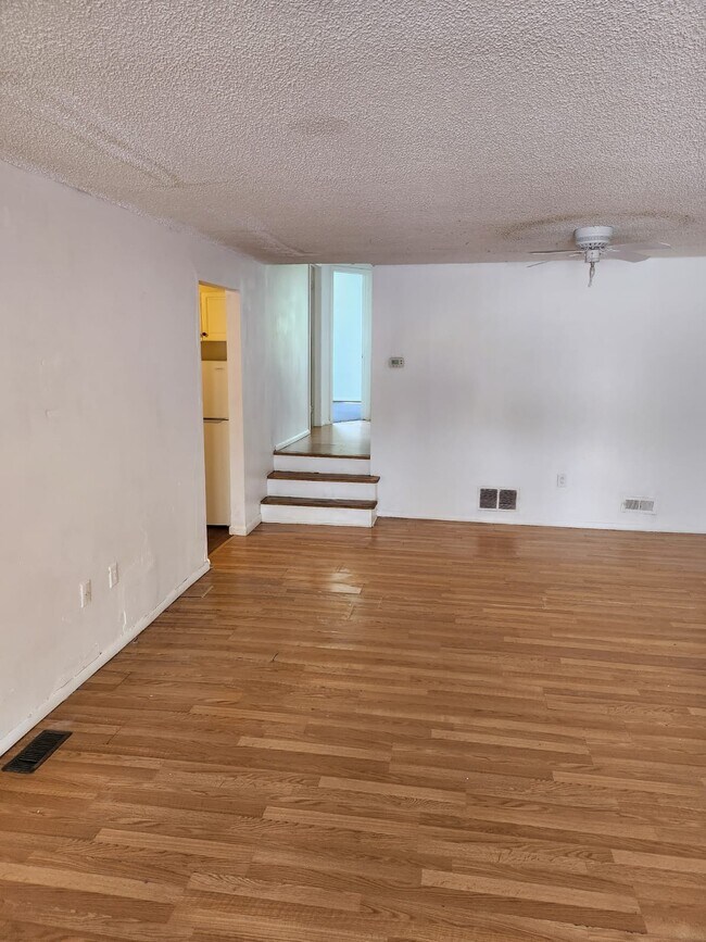 Foto del edificio - 145 Snowshoe Ct