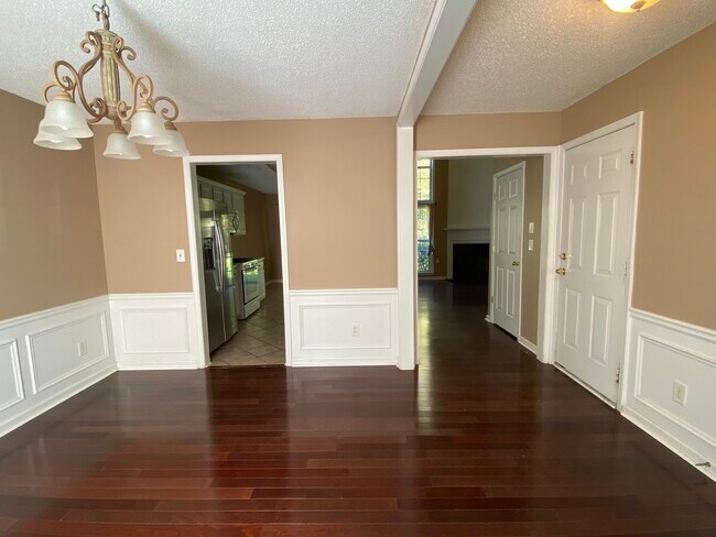 Building Photo - 316 Ashland Ct