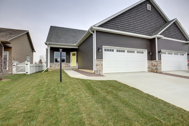 Building Photo - 3419 Boulder Ridge Dr