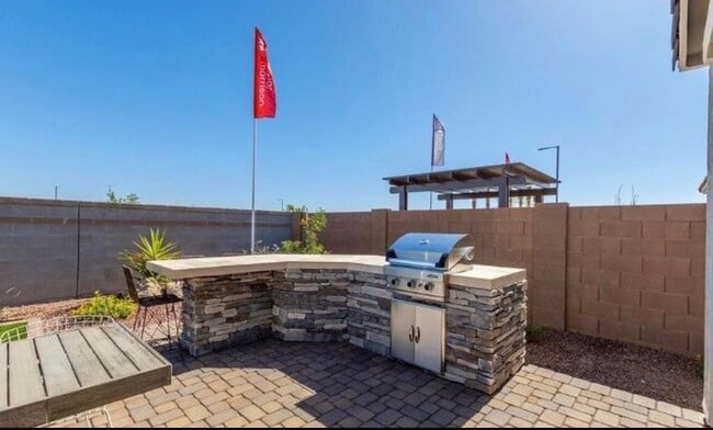 Building Photo - 17976 W Jones Ave