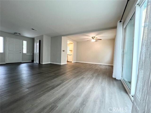 Foto del edificio - 17531 Newland St