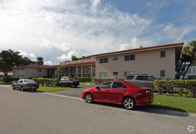 Jacobs Apartments - 10120 NW 36 St Coral Springs, FL 33065