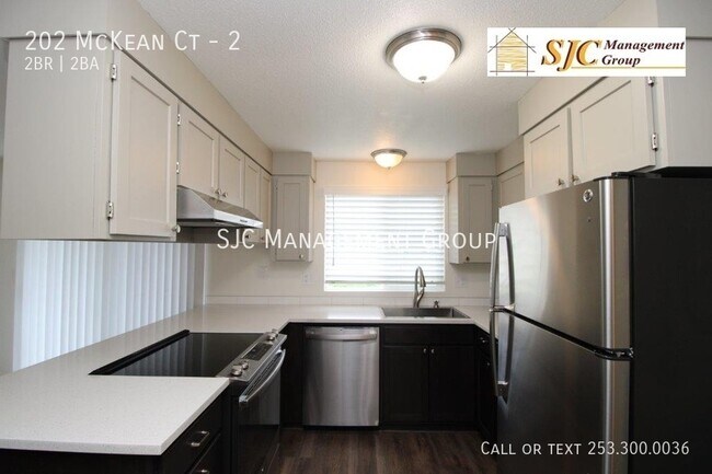 Building Photo - Two Bed One Bath For Rent in Enumclaw