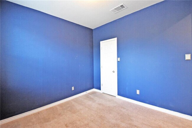 Building Photo - 548 Appalachian Trl