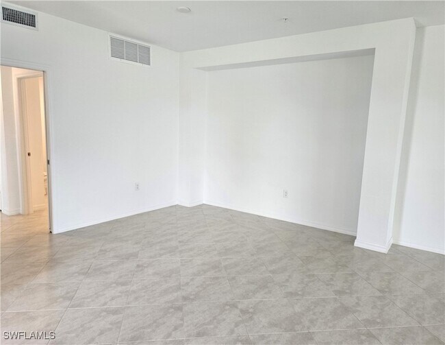 Building Photo - 6007 Ellerston Wy