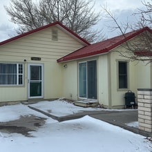 Building Photo - 724 W State St