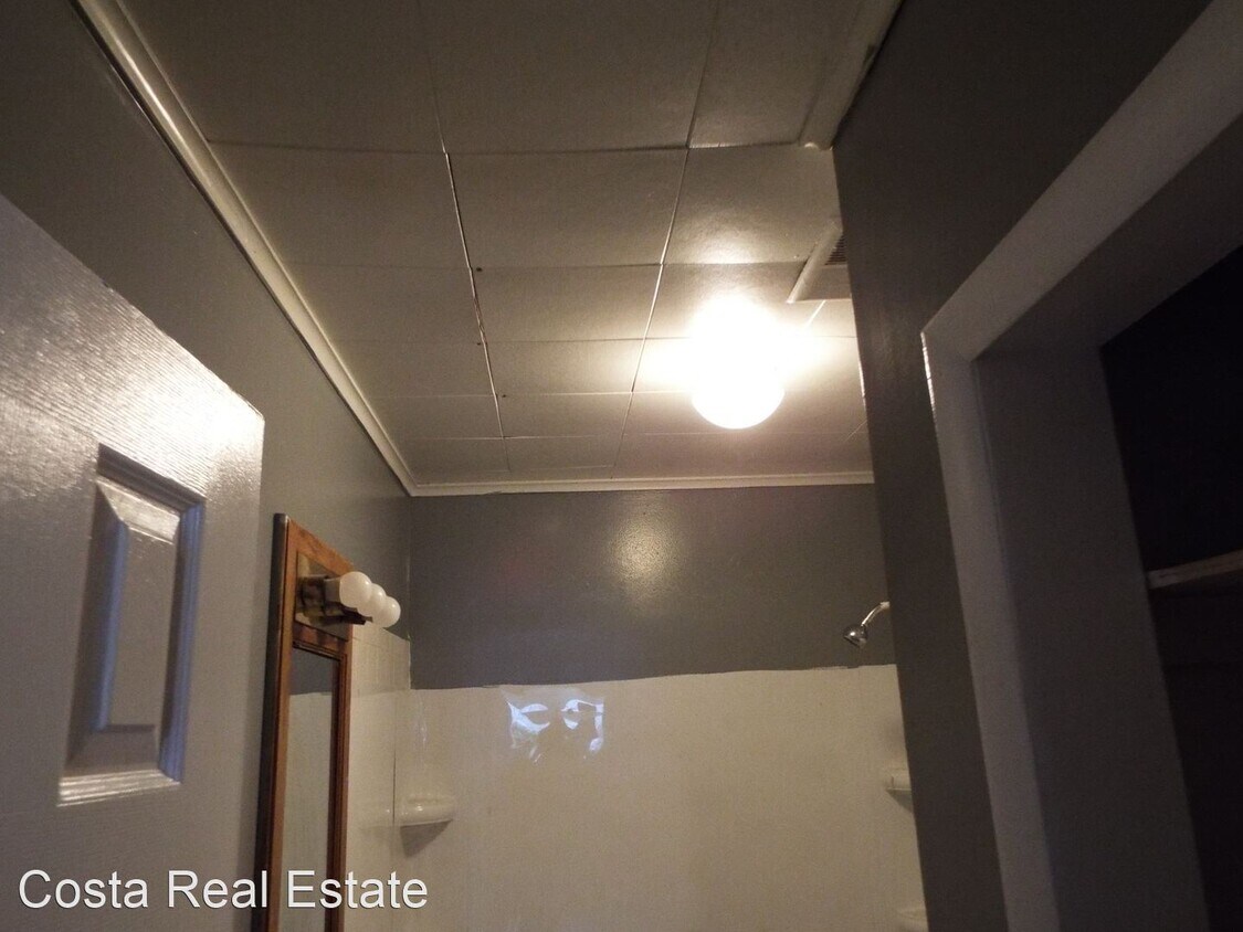 Foto principal - 2 br, 1 bath House - 5 Church Street
