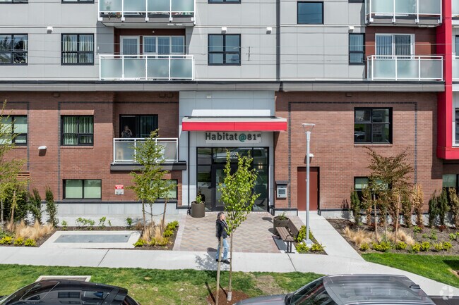 Photo du bâtiment - Habitat @ 81st