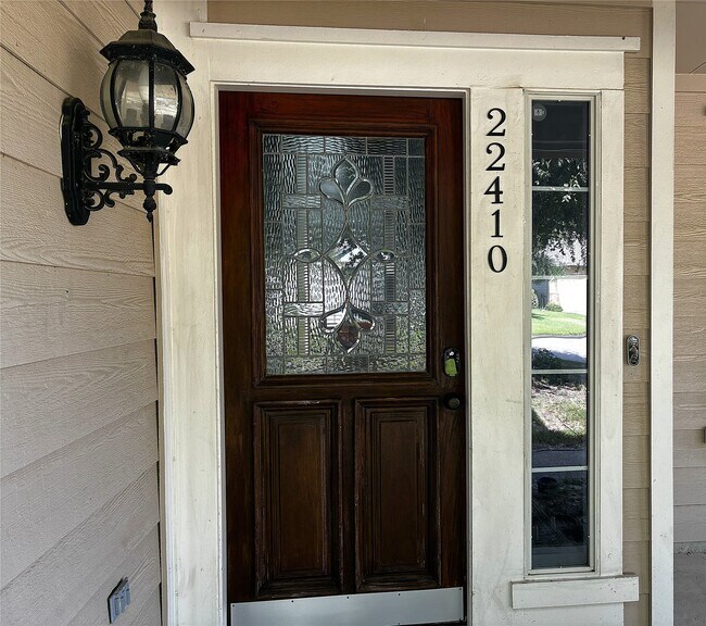 Foto del edificio - 22410 Barrell Springs Ln