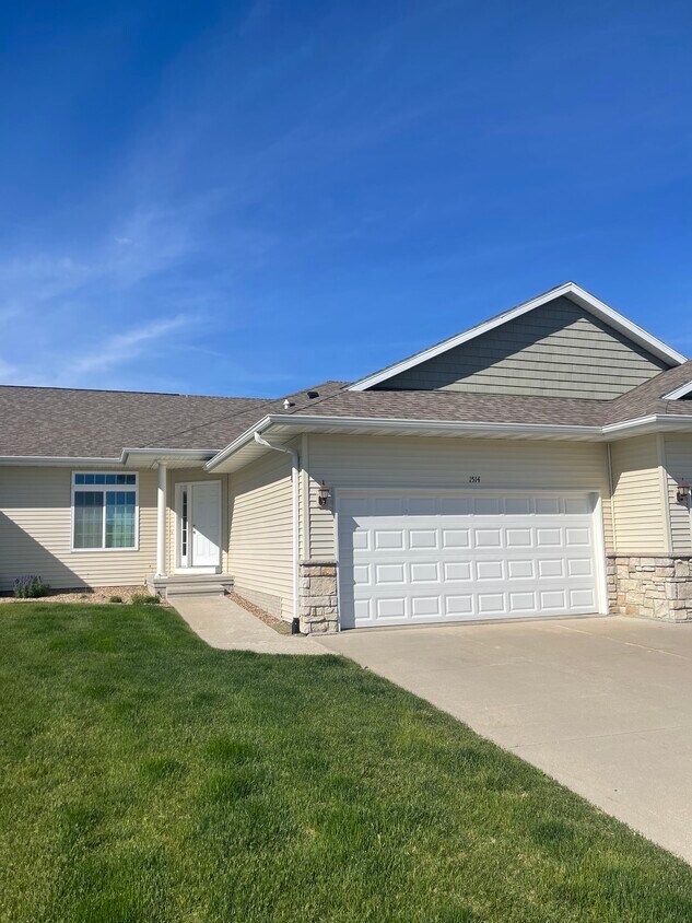 Primary Photo - 1514 Scarlet Sage Dr SW