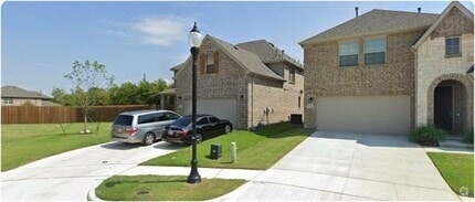 Building Photo - 1024 Mufasa Ln