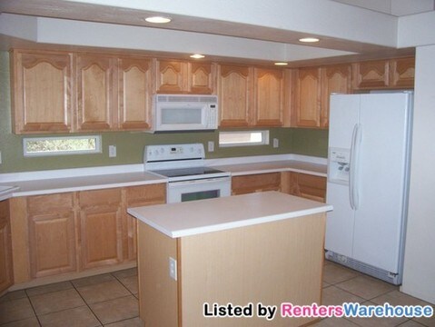 Building Photo - 31785 N Red Rock Trl