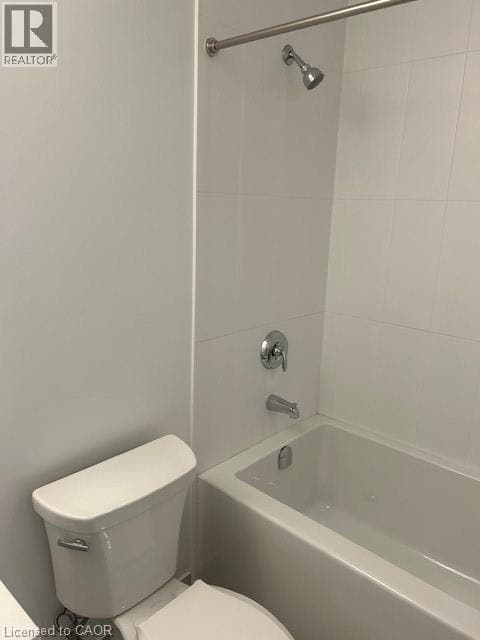 Building Photo - 550 N Service Rd