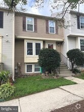 Building Photo - 11231 Westport Dr