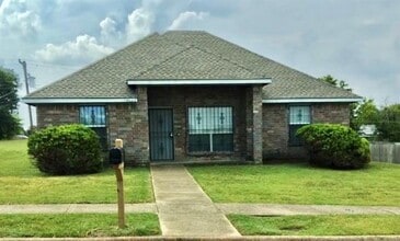 Building Photo - 7022 Forest Pkwy