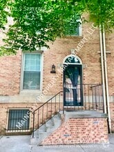 Building Photo - 1106 S Streeper St