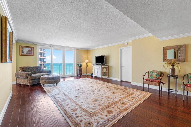 Building Photo - 500 Ocean Dr