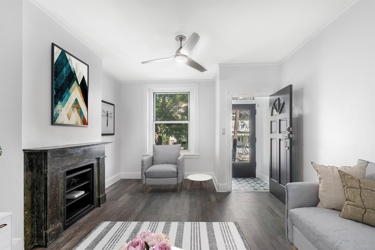 Foto principal - 185 Belmont Ave
