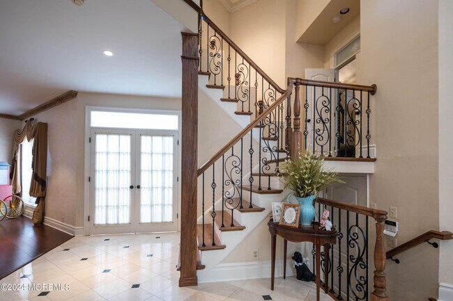 Building Photo - 231 Santa Rosa Ct