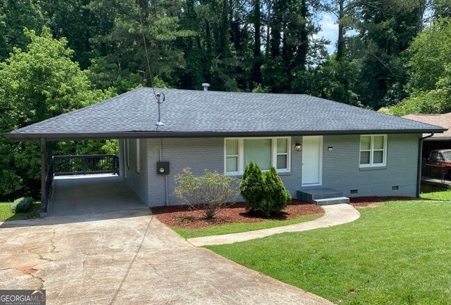 Building Photo - 2107 Garden Cir